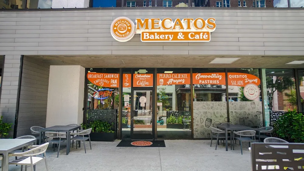 Mecatos Bakery & Café