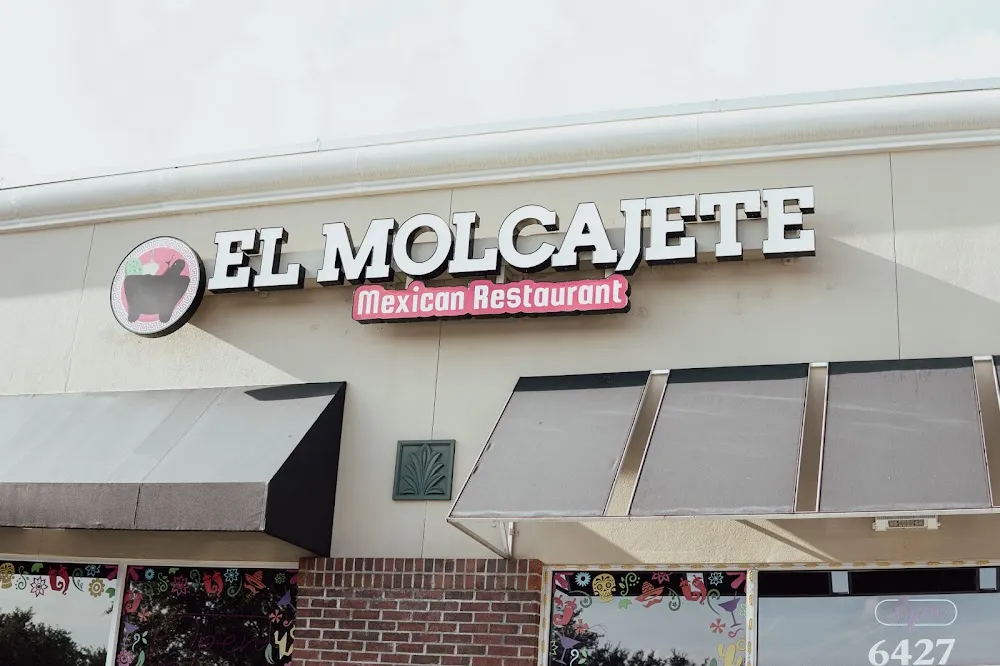 El Molcajete Mexican Restaurant - Vista Lakes