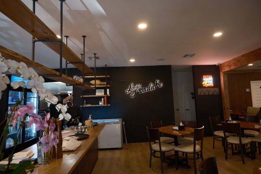Lo del Jamaliche Pizzería & Restaurante