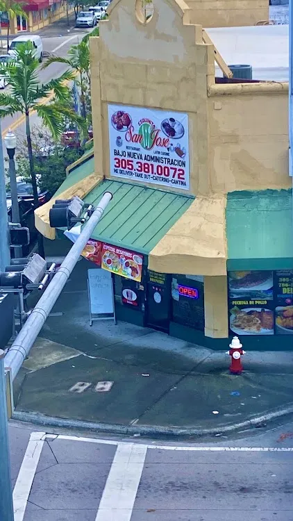Esquinita San Jose Restaurant