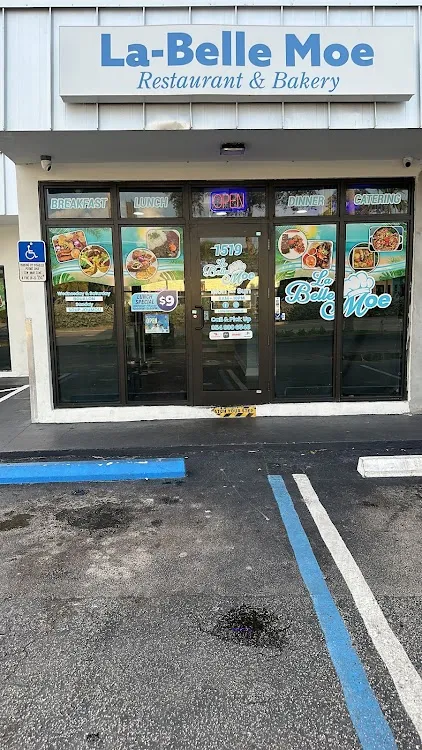 La Belle Moe Restaurant