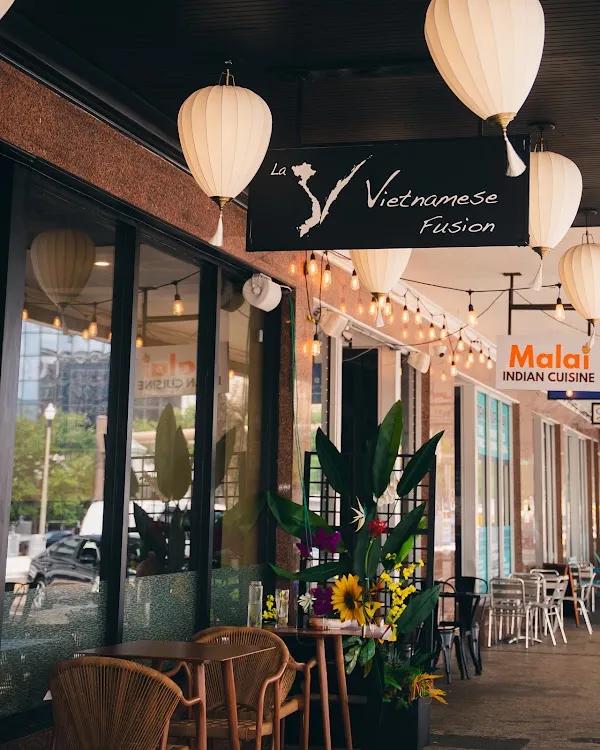 La V - Vietnamese Fusion