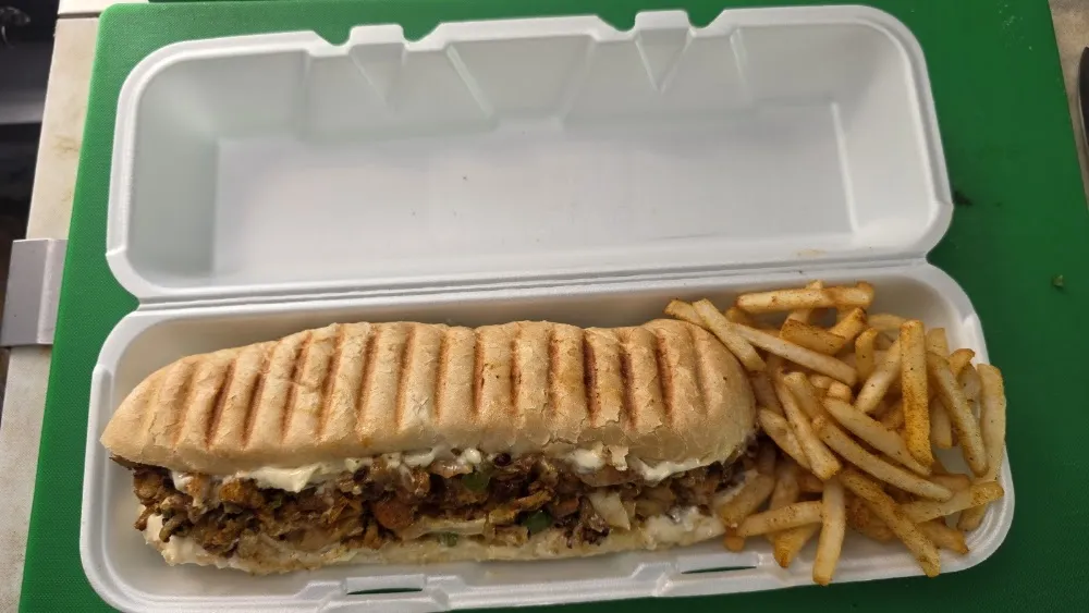 Urban Foods NY-Style HALAL CART