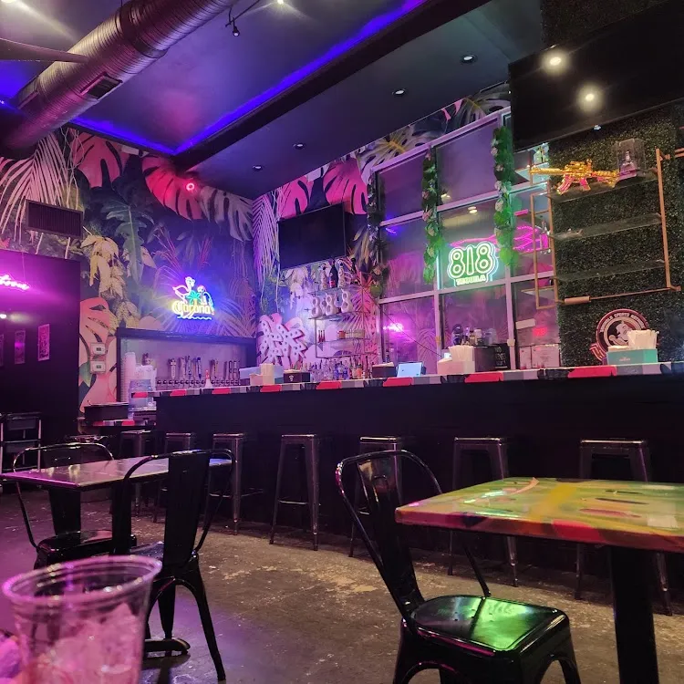 Flamingoz | A Taste of Miami