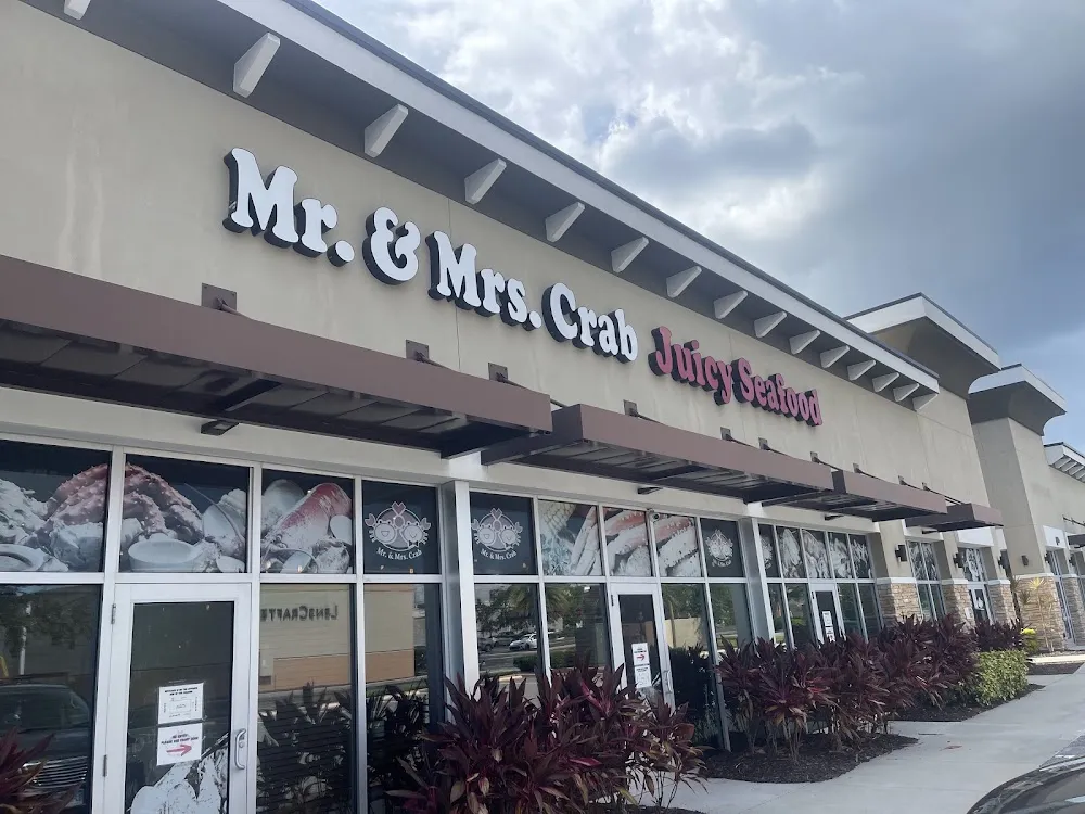 Mr. & Mrs. Crab Juicy Seafood & Bar - Clearwater