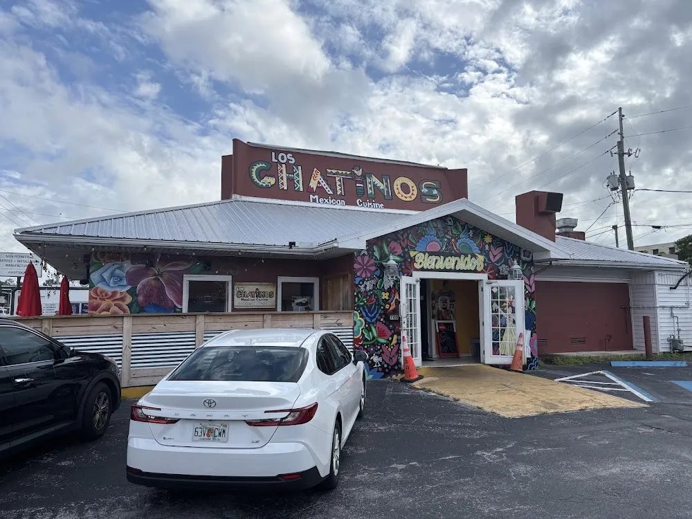 LOS CHATINOS MEX cuisine & breakfast