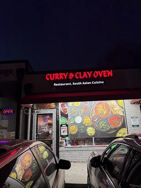 Curry & Clay Oven