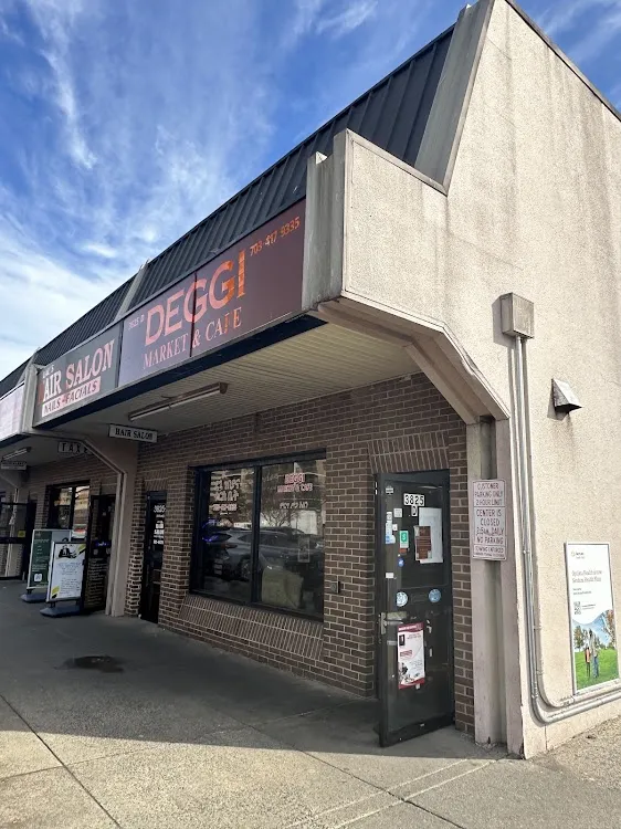 Deggi Market & cafe
