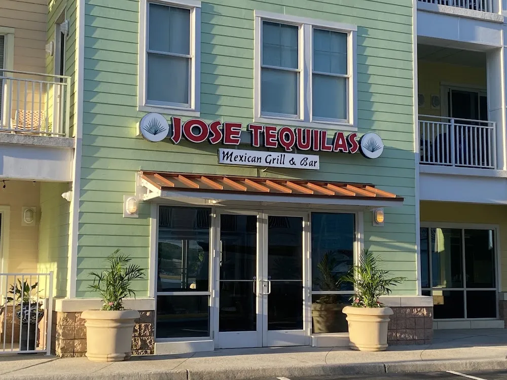 José Tequilas Mexican Grill and Bar