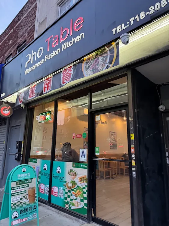 Pho Table