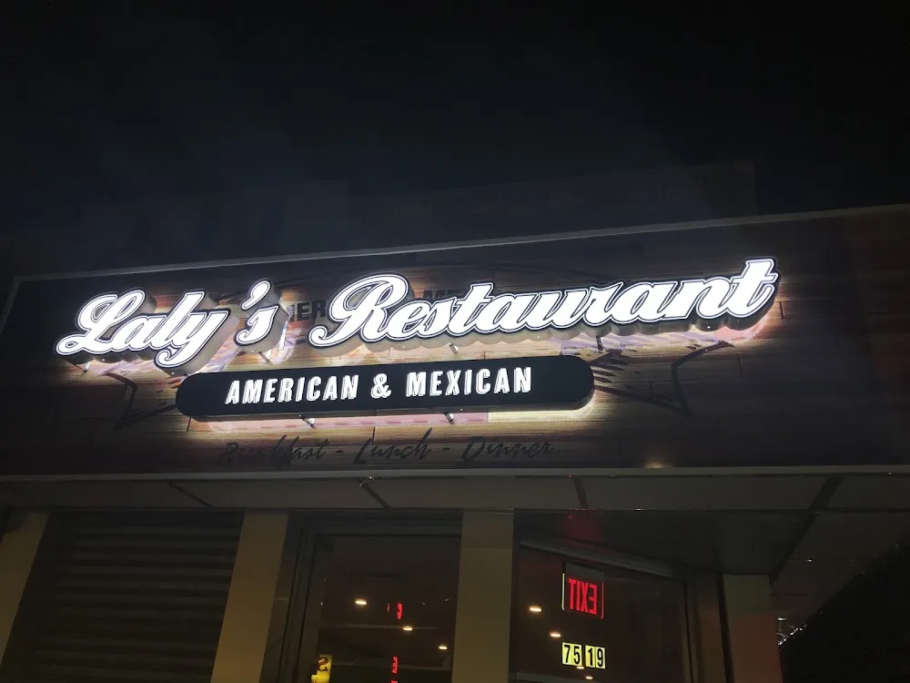 Laly's Restaurant