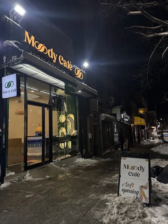 Moody Cafe