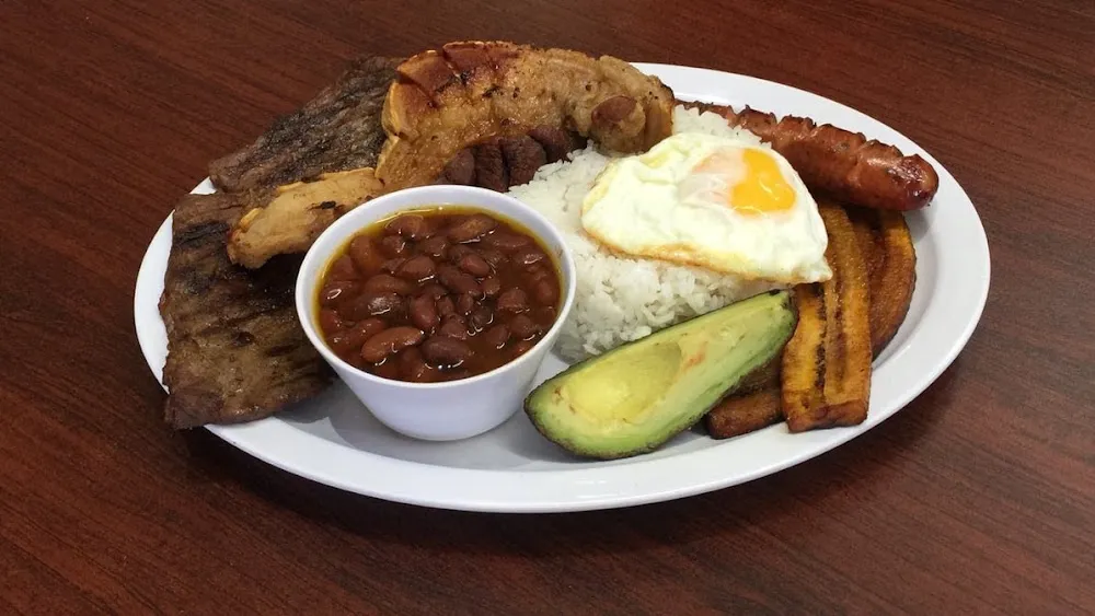 Sabor De Mi Tierra Bakery Restaurant