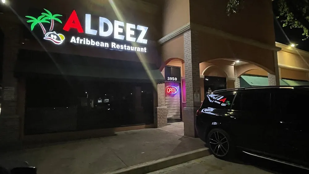 Aldeez Afribbean, Restaurant & Lounge