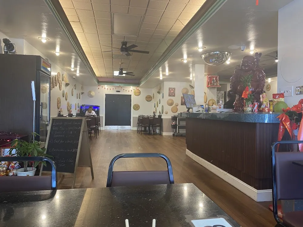 Lua Vietnamese Restaurant
